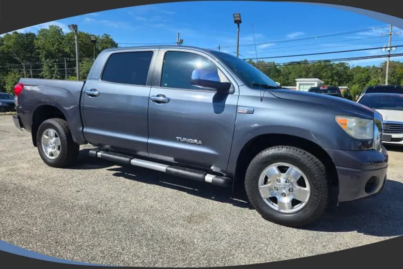 2008 Toyota Tundra CrewMax Limited photo 1