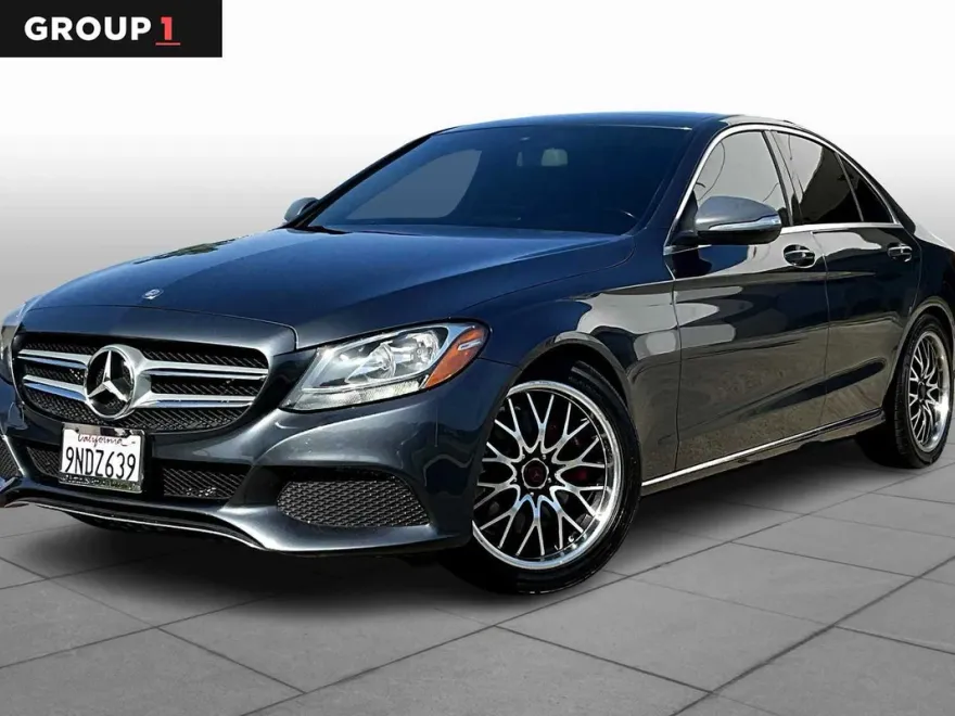 2015 Mercedes Benz C 300 photo 1