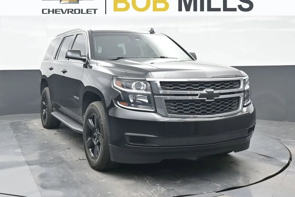 2018 Chevrolet Tahoe LT photo 1