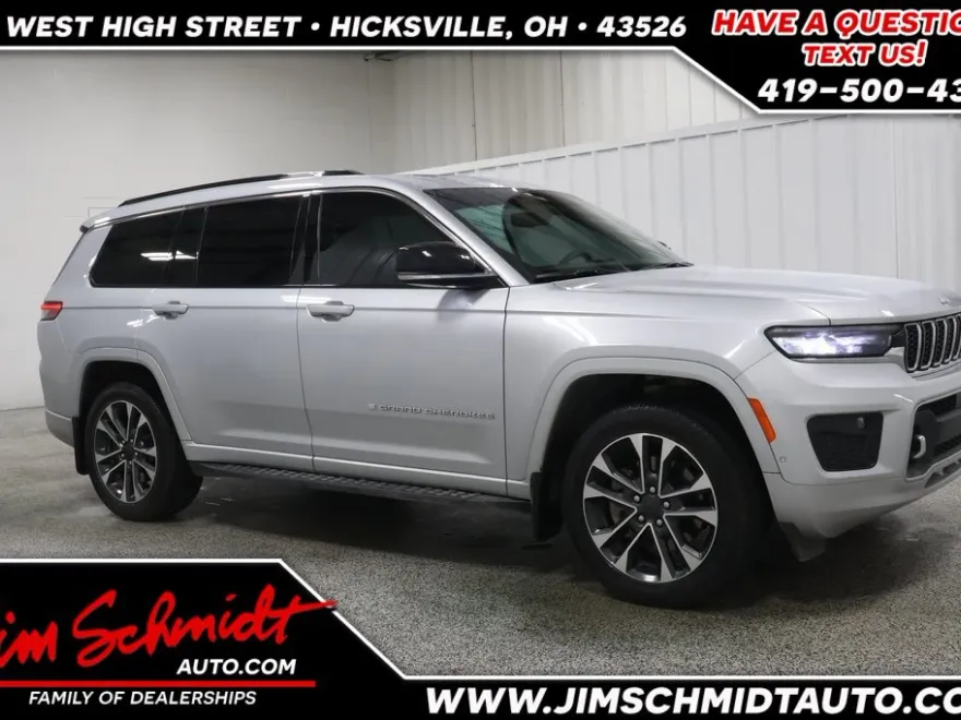 2024 Jeep Grand Cherokee Overland photo 1