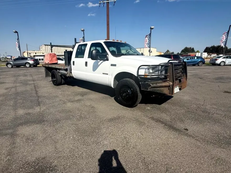 2003 Ford F-550 photo 1