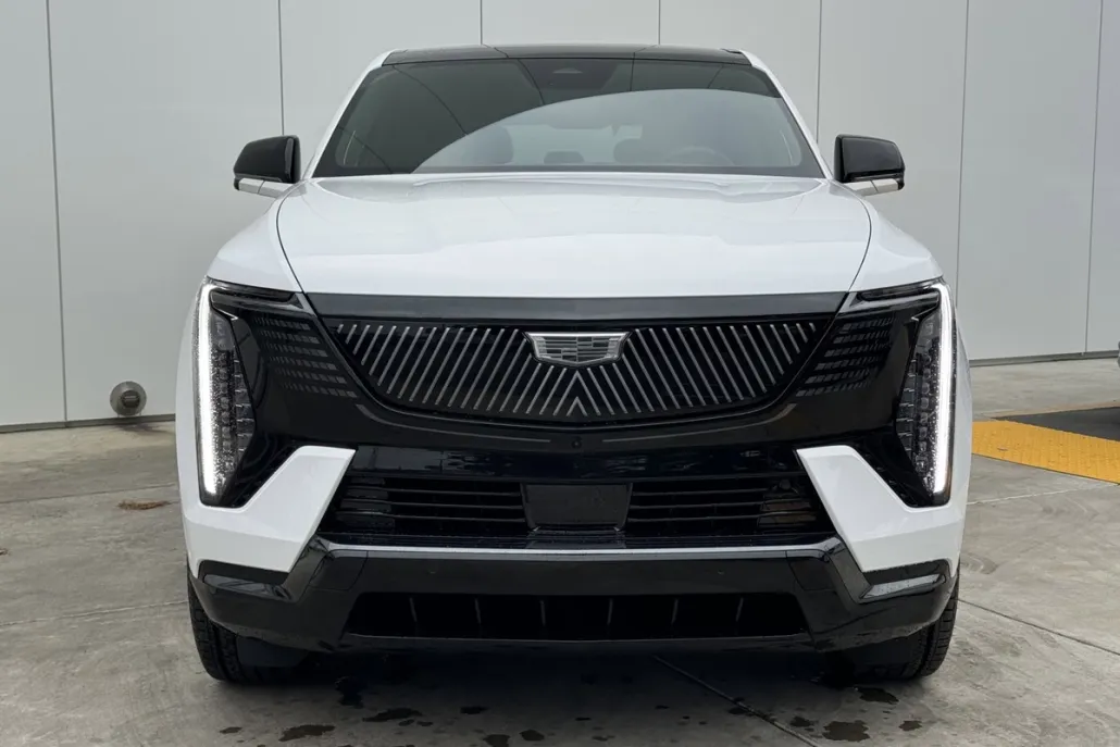 2025 Cadillac Escalade IQ Sport photo 1