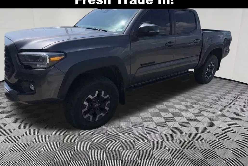 2021 Toyota Tacoma V6 photo 1