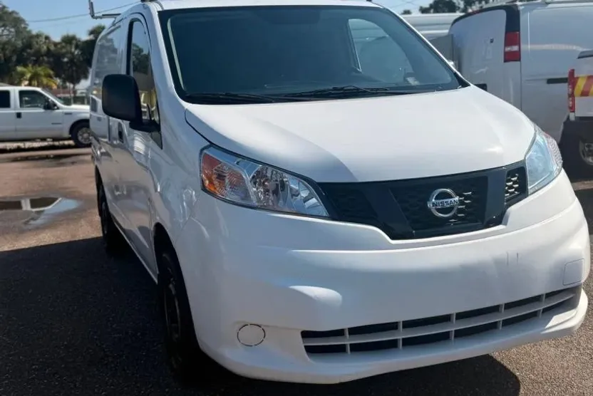 2021 Nissan NV200 S photo 1
