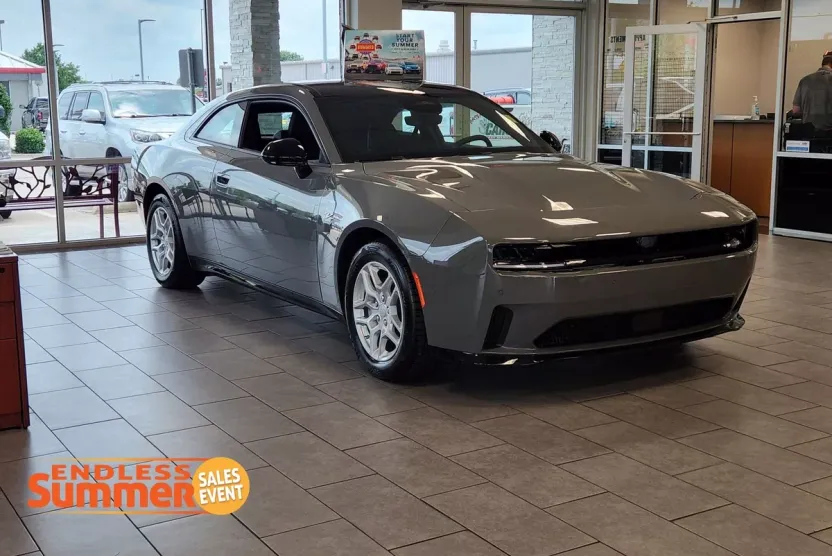 2025 Dodge Charger R/T AWD photo 1