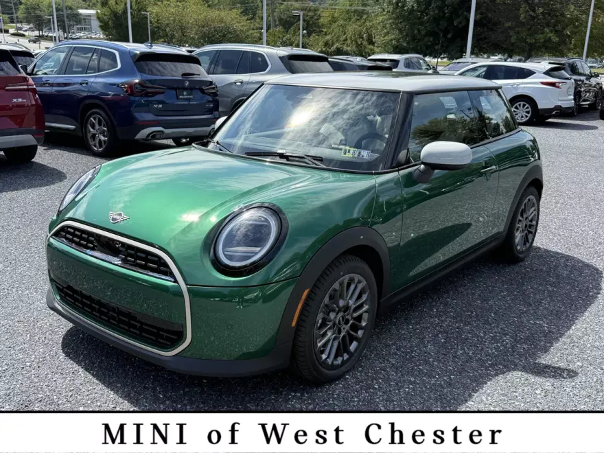 2026 Mini Cooper 2 Door Hardtop Signature photo 1