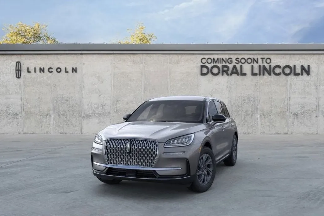 2025 Lincoln Corsair Premiere photo 1