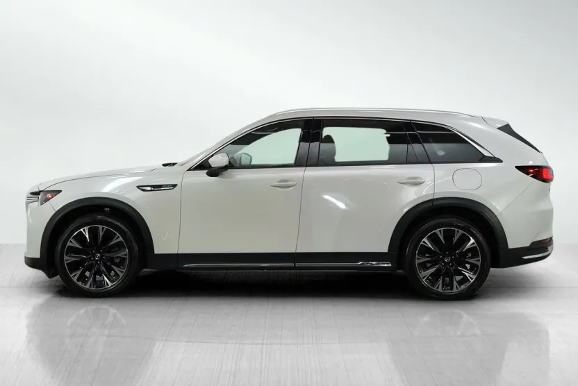 2024 Mazda CX-90 Premium Plus photo 1