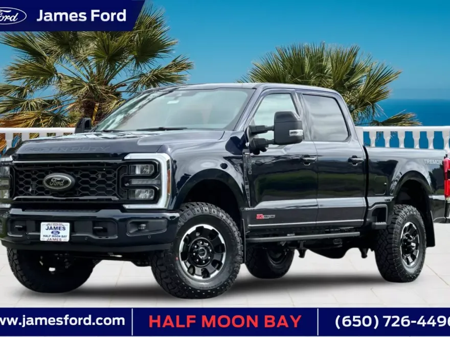 2025 Ford F-250 Lariat photo 1