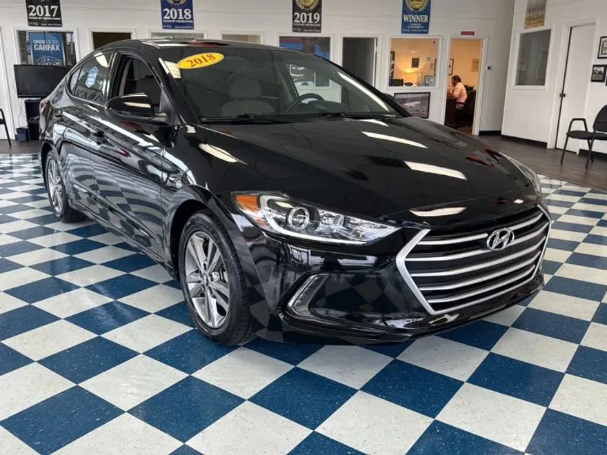 2018 Hyundai Elantra Value Edition photo 1