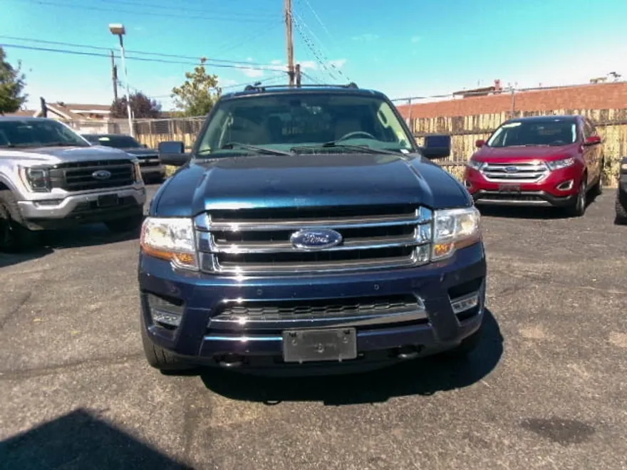 2016 Ford Expedition Limited photo 1