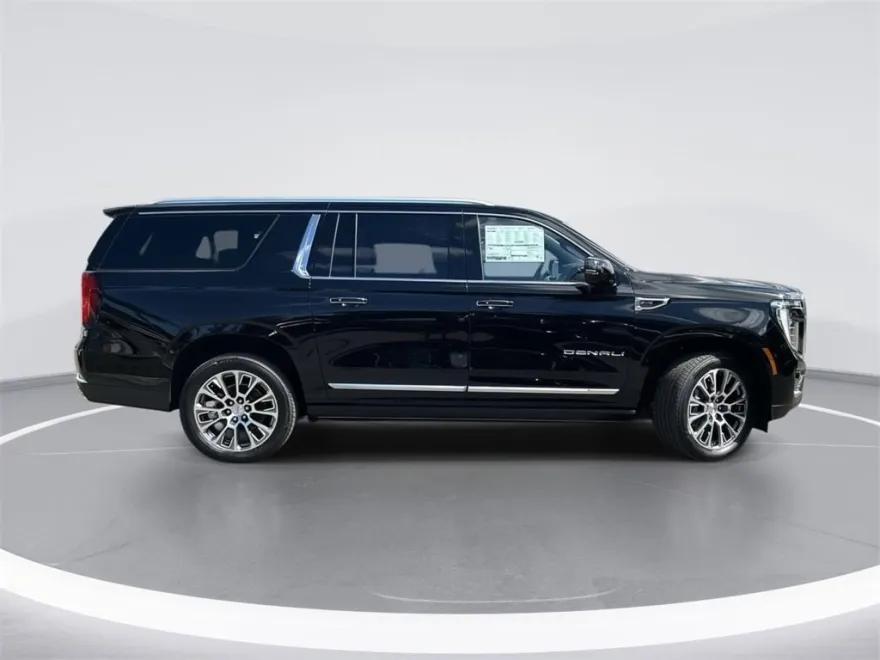 2026 Gmc Yukon XL Denali photo 1
