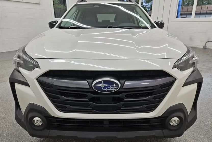 2024 Subaru Outback Premium photo 1