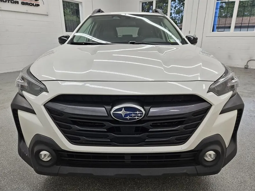 2024 Subaru Outback Premium photo 1