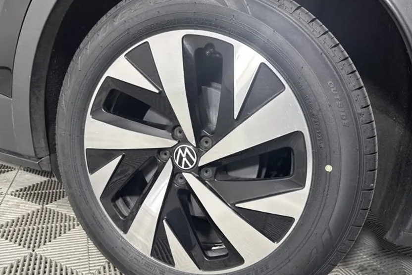 2023 Volkswagen ID.4 Pro photo 1