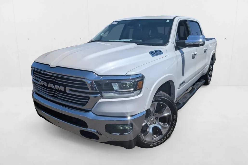 2020 Ram 1500 Laramie photo 1