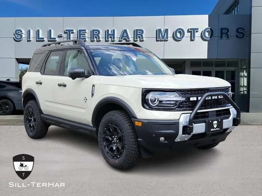 2025 Ford Bronco Sport Outer Banks photo 1