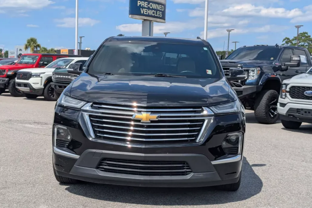 2023 Chevrolet Traverse Premier photo 1