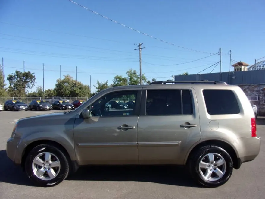 2011 Honda Pilot EX-L photo 1