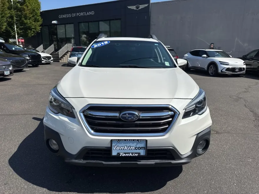 2018 Subaru Outback 3.6R Limited photo 1