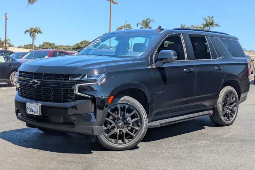 2023 Chevrolet Tahoe RST photo 1