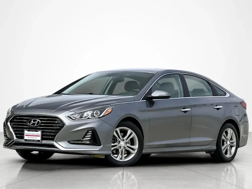 2018 Hyundai Sonata SEL photo 1