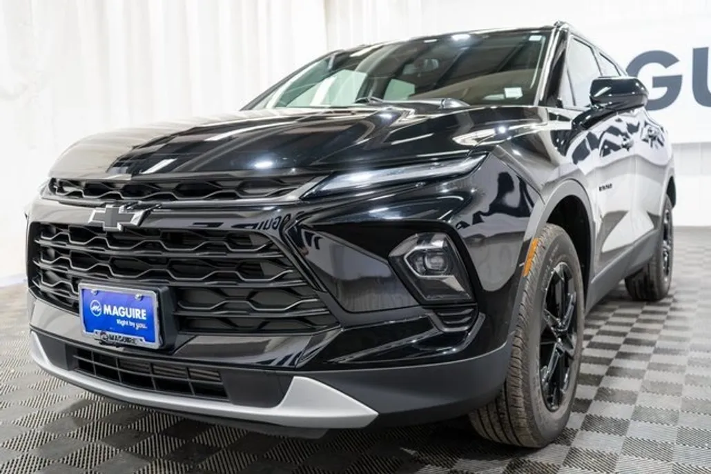 2023 Chevrolet Blazer 2LT photo 1