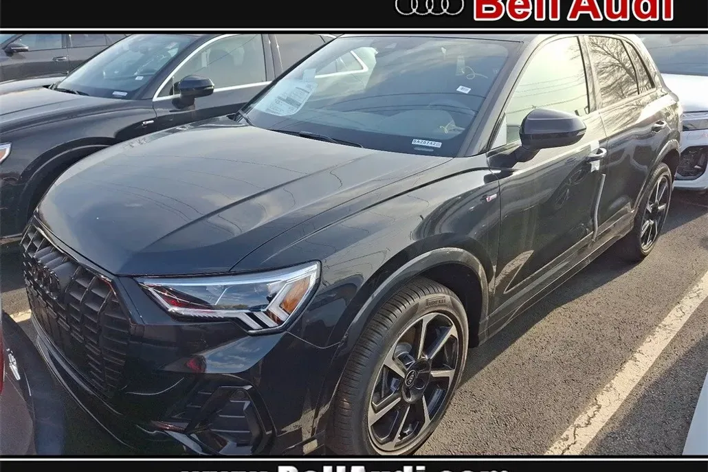 2025 Audi Q3 Premium Plus photo 1