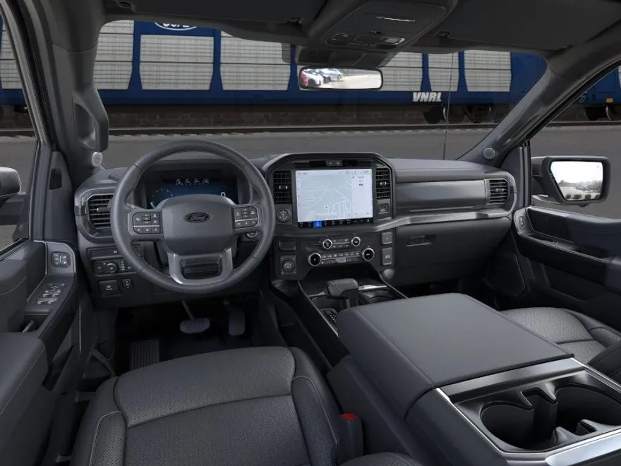 2025 Ford F-150 Lariat photo 1