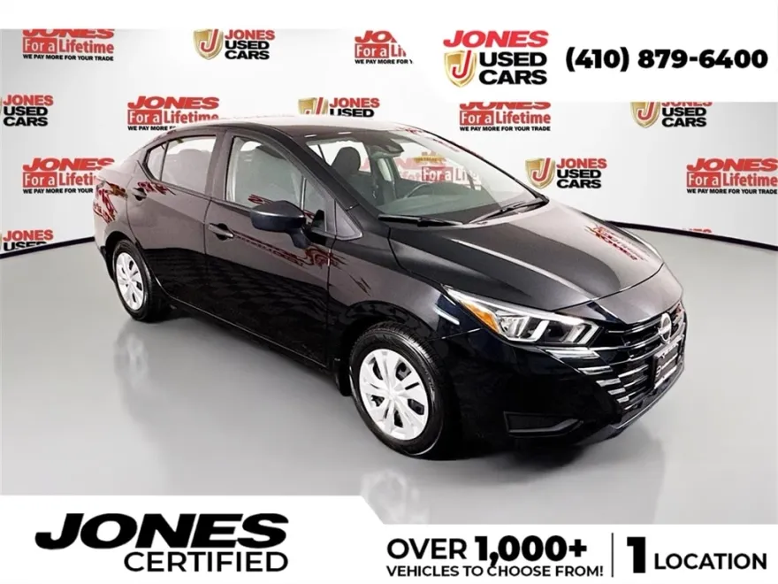 2023 Nissan Versa 1.6 S photo 1