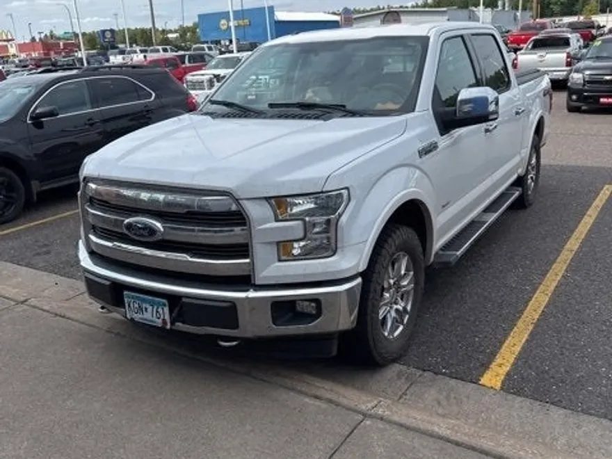 2017 Ford F-150 Lariat photo 1
