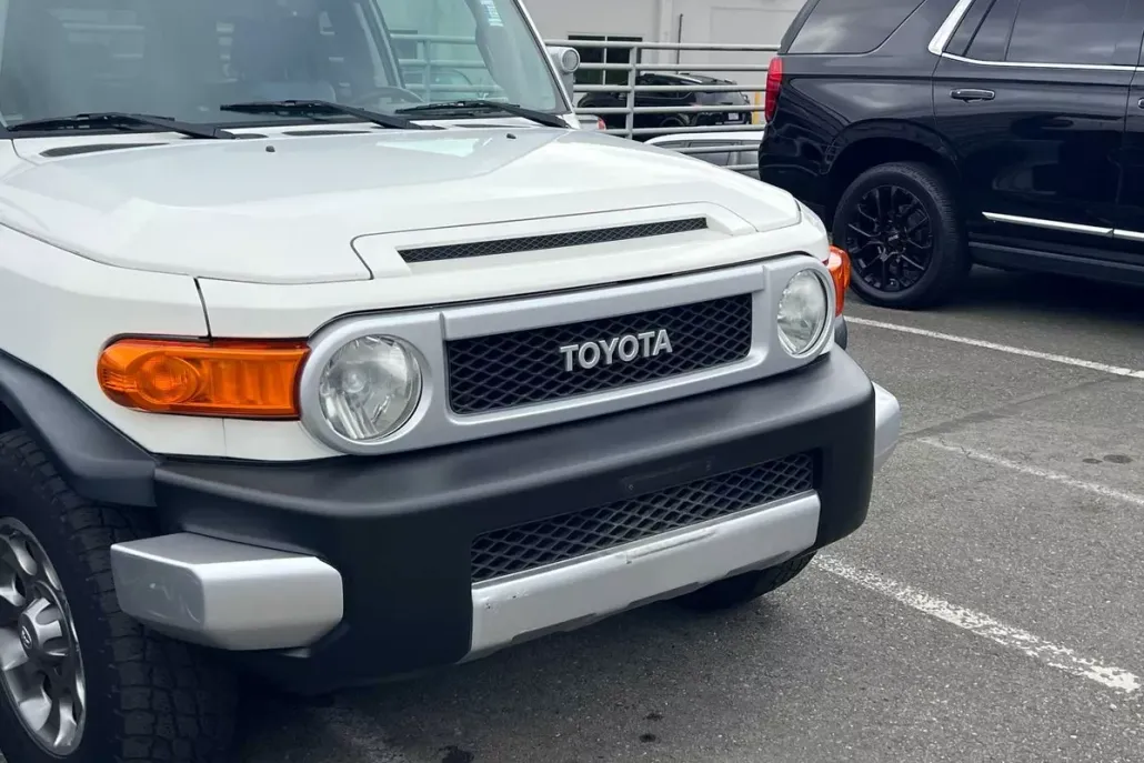 2012 Toyota FJ Cruiser Base photo 1