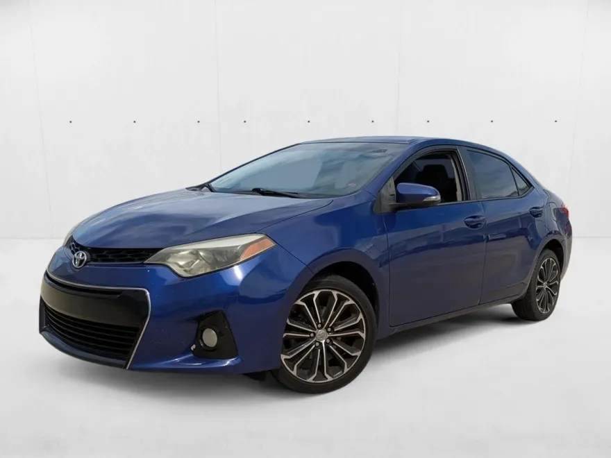 2014 Toyota Corolla Plus photo 1