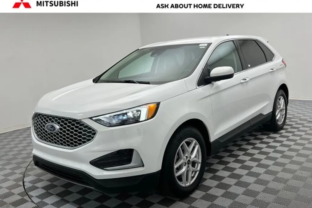 2024 Ford Edge SEL photo 1