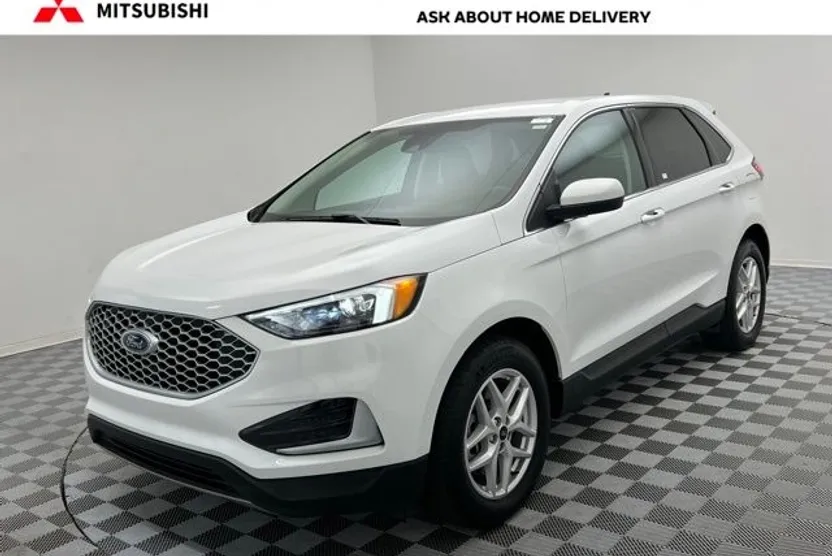 2024 Ford Edge SEL photo 1