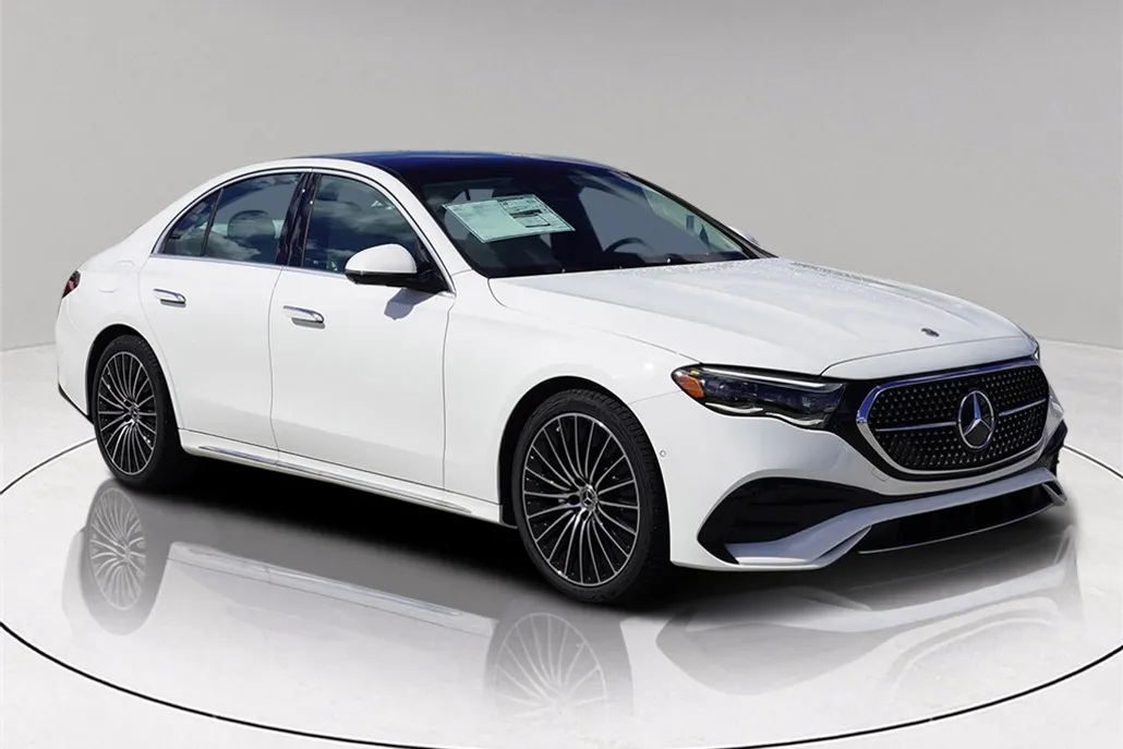 2026 Mercedes Benz E 350 photo 1
