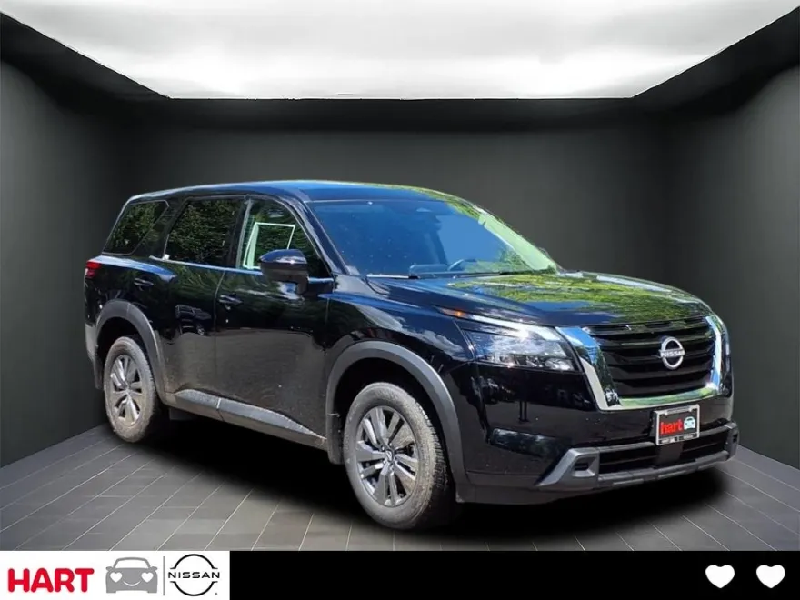 2025 Nissan Pathfinder S photo 1