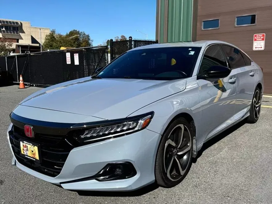 2021 Honda Accord Sport 2.0T photo 1