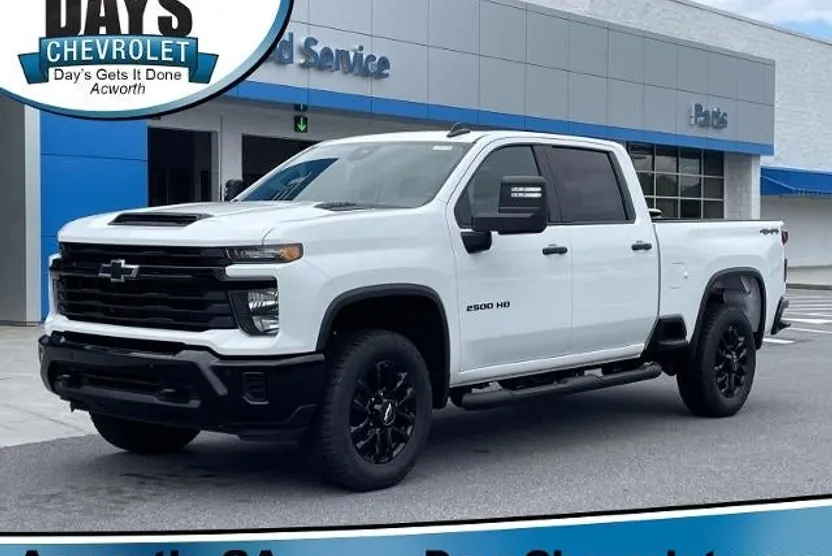 2026 Chevrolet Silverado 2500HD Custom photo 1