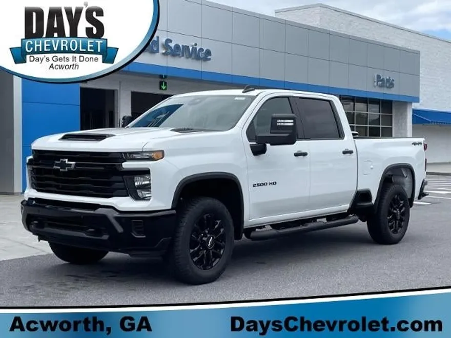 2026 Chevrolet Silverado 2500HD Custom photo 1