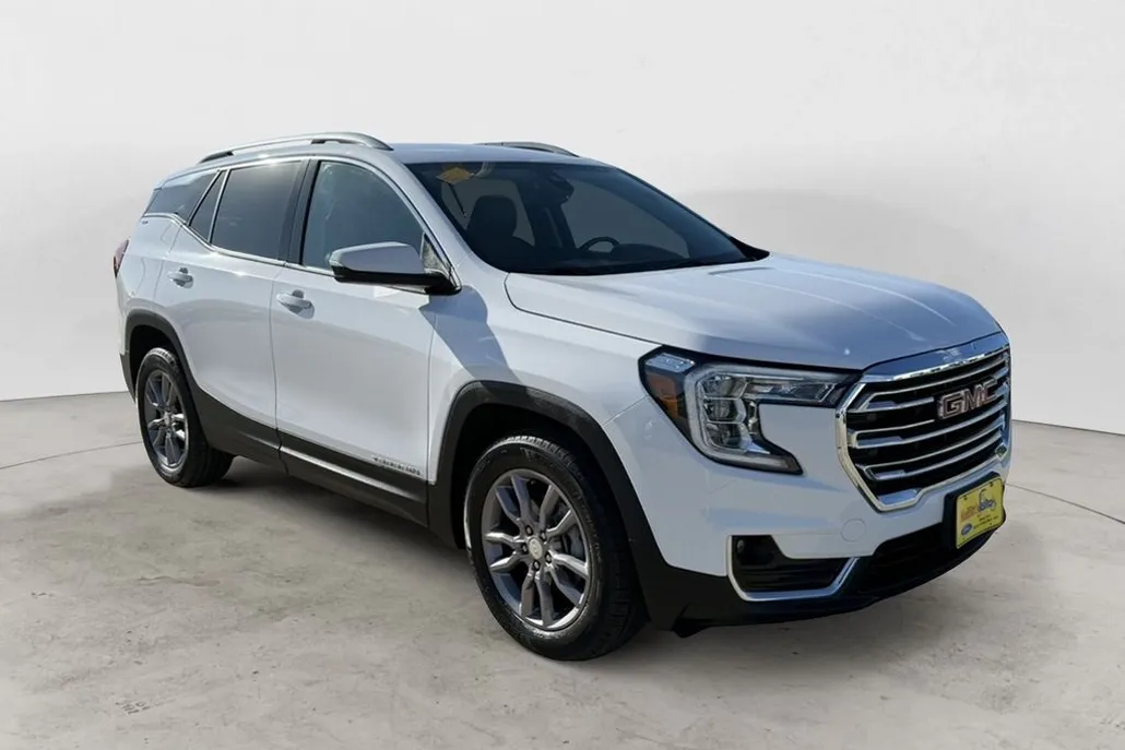 2024 Gmc Terrain SLT photo 1