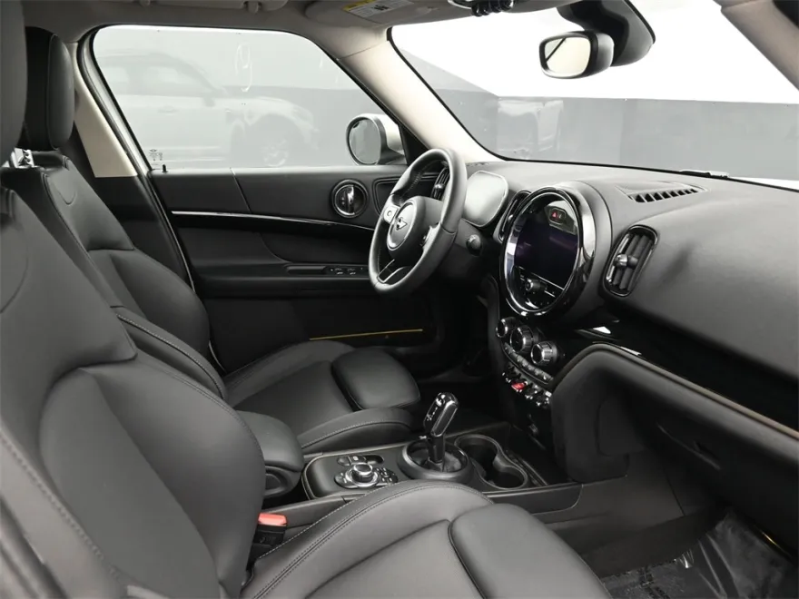 2024 Mini Countryman S photo 1