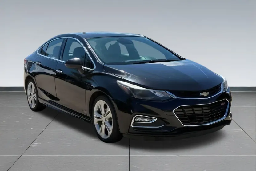 2016 Chevrolet Cruze Premier photo 1
