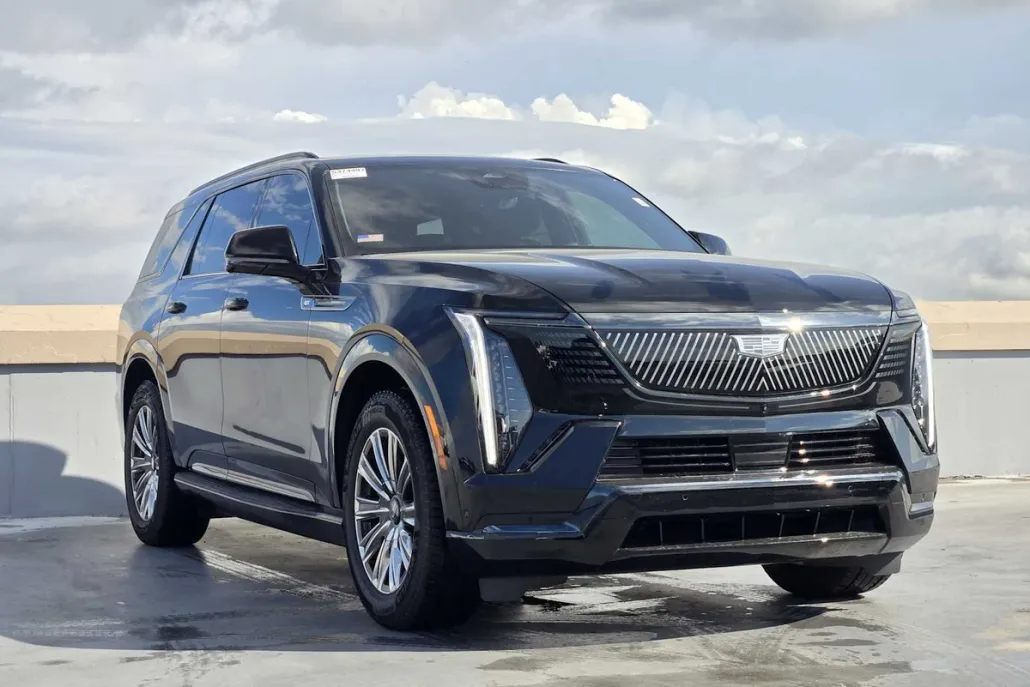 2026 Cadillac Escalade Sport photo 1
