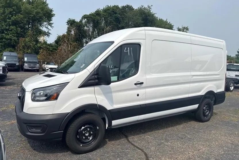 2025 Ford Transit photo 1