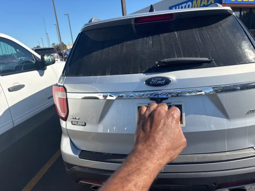 2018 Ford Explorer XLT photo 1
