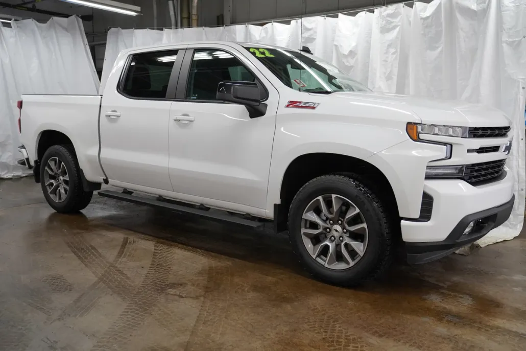 2022 Chevrolet Silverado 1500 RST photo 1