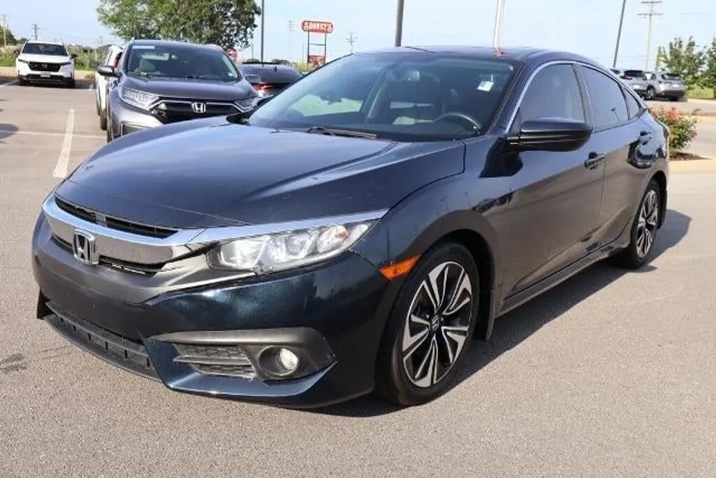 2018 Honda Civic EX-L photo 1