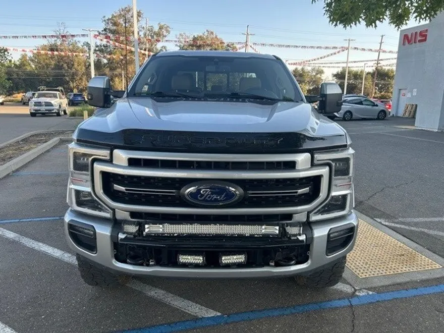2022 Ford F-250 Lariat photo 1