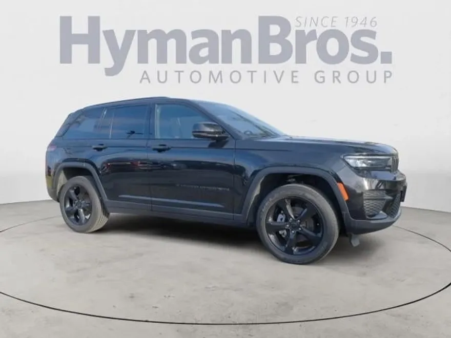 2023 Jeep Grand Cherokee Altitude photo 1